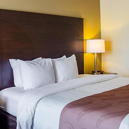 Quality Inn Vicksburg Buitenkant foto