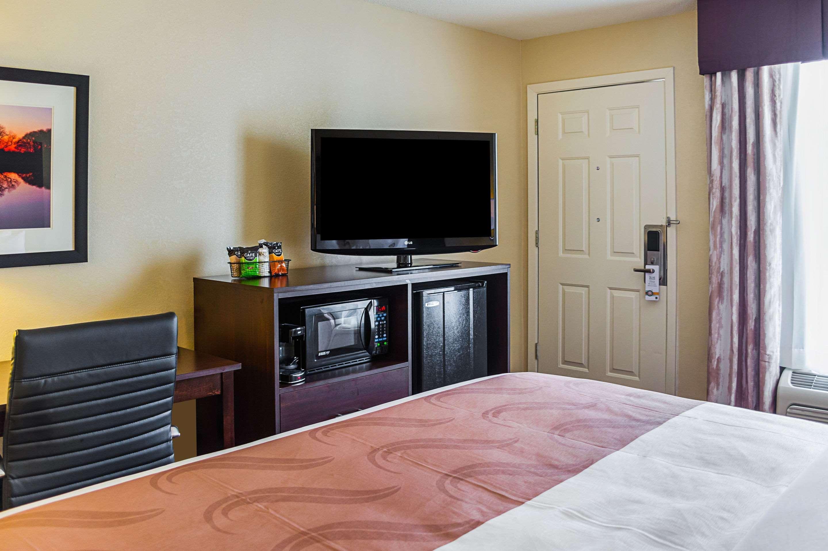 Quality Inn Vicksburg Buitenkant foto
