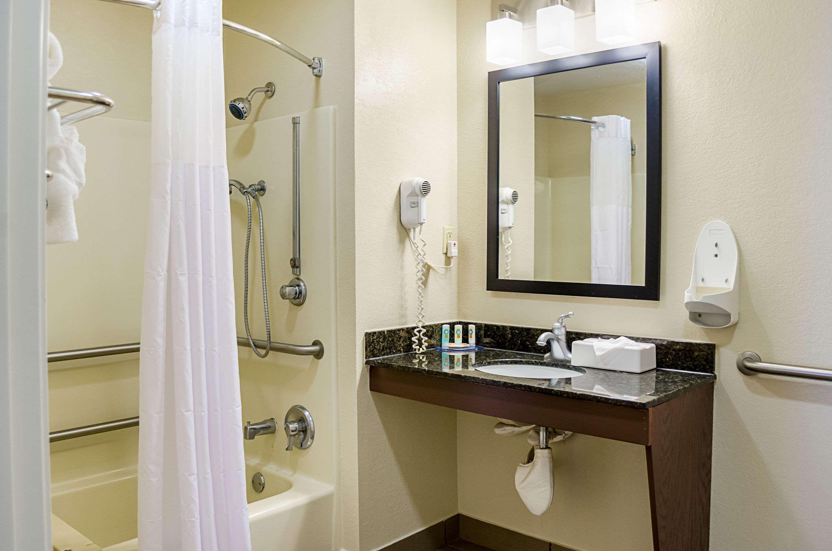 Quality Inn Vicksburg Buitenkant foto